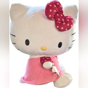 Adorable Sanrio Hello Kitty Plush - NWT - Collector’s Dream!